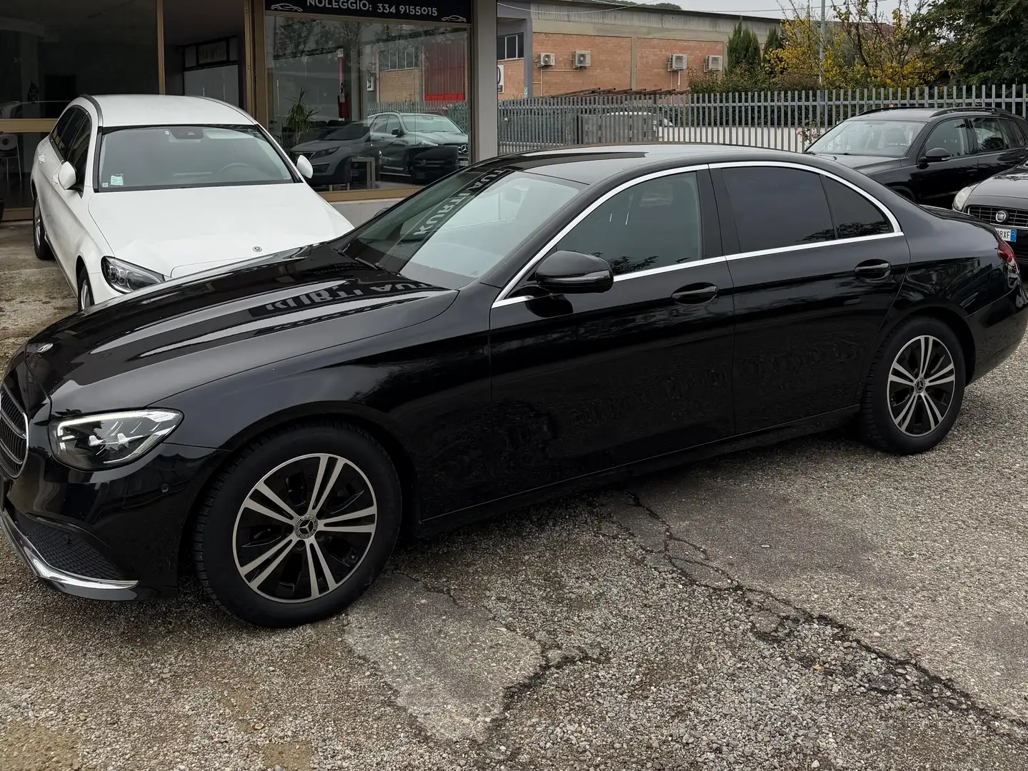 Mercedes-Benz E 220 Classe E - W213 Berlina d mhev sport Zwart - 2