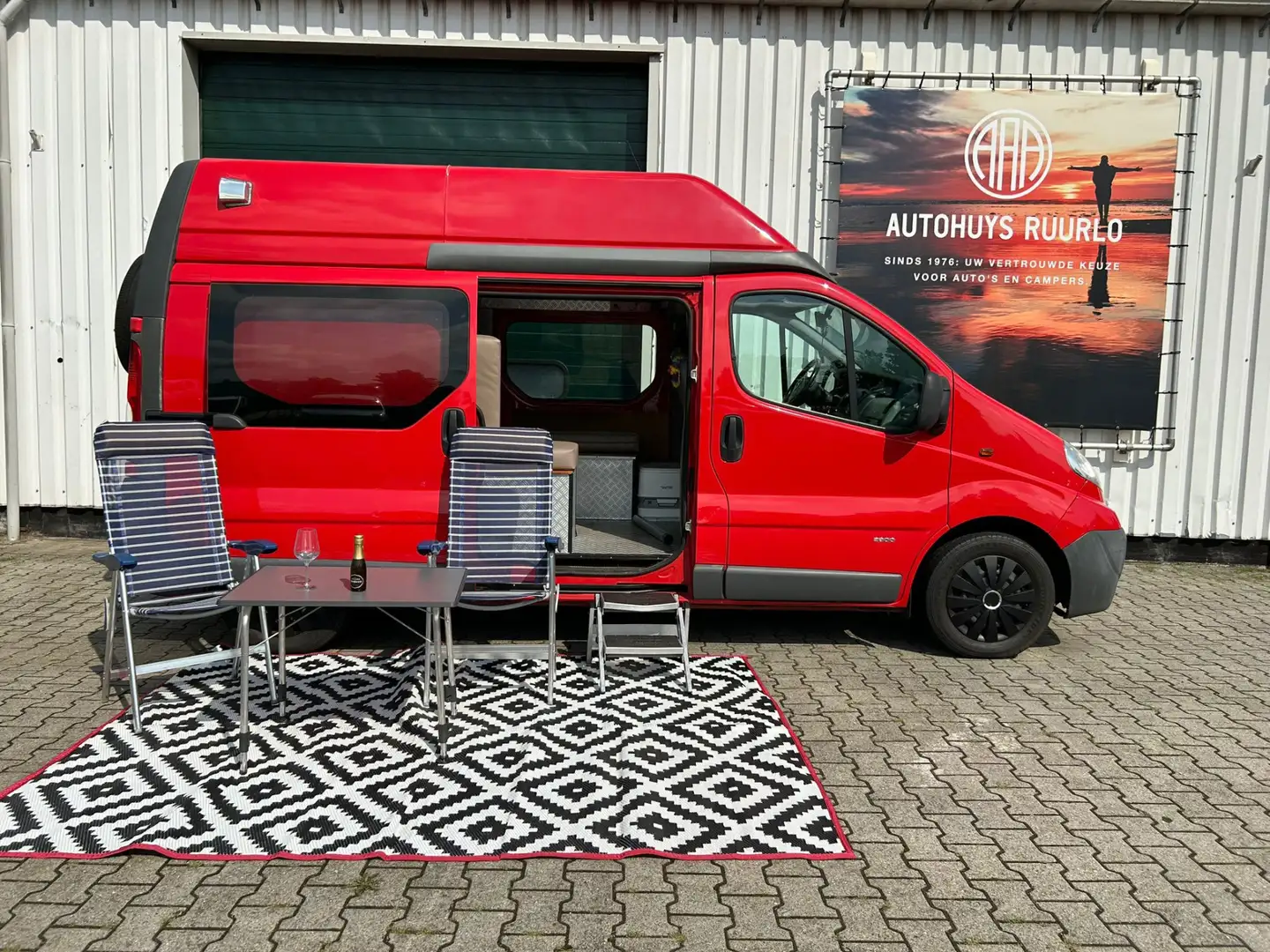 Opel VIVARO-2 2.0CDTI/66KW-E4 2.9T L2H2 9 persoons Rojo - 2
