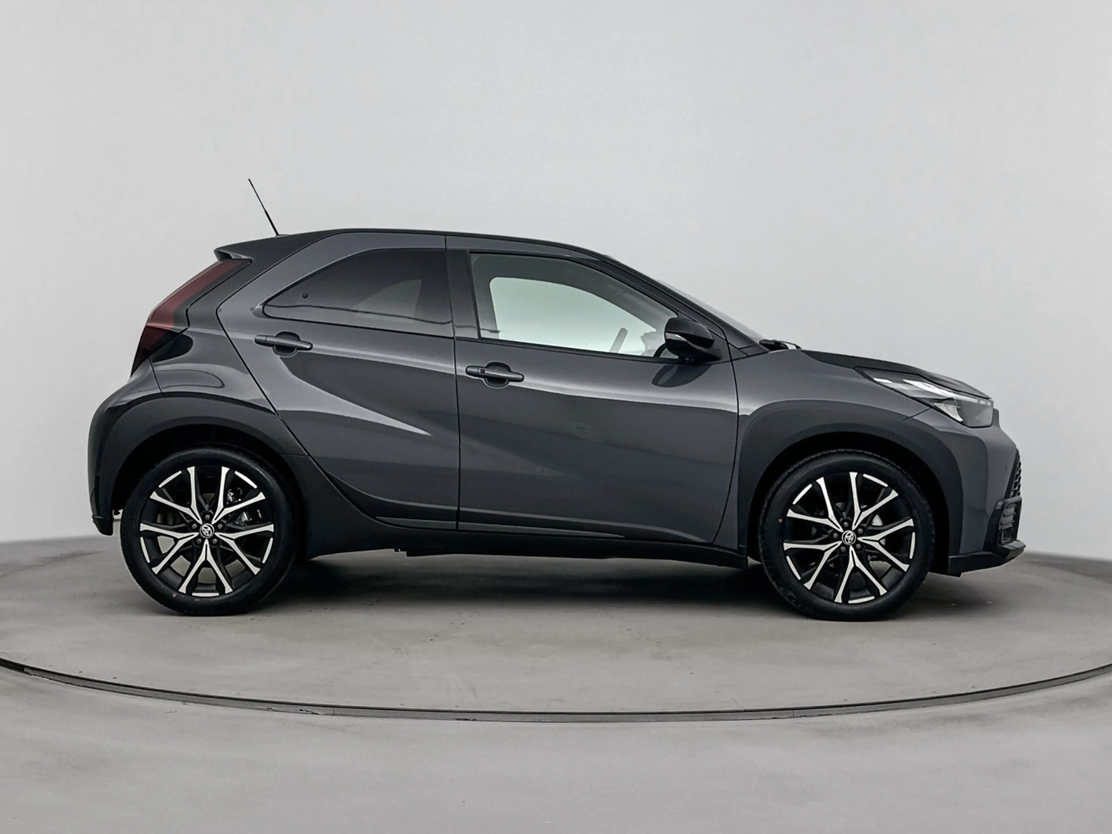Toyota Aygo X Hybrid 115 GR Sport | NIEUWE AUTO | PRIJS INCLUSIE — photo 10