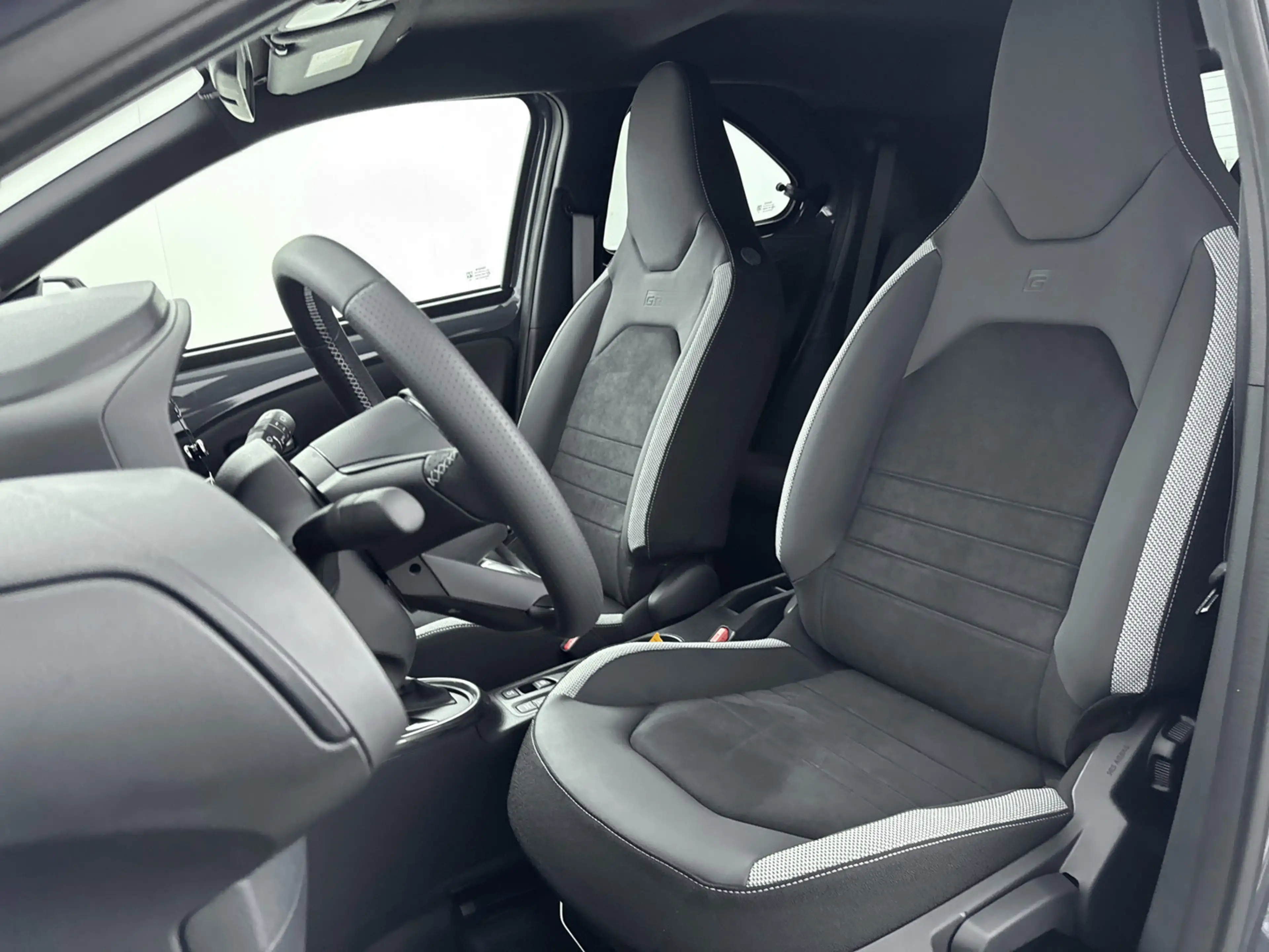 Toyota Aygo X Hybrid 115 GR Sport | NIEUWE AUTO | PRIJS INCLUSIE — photo 13