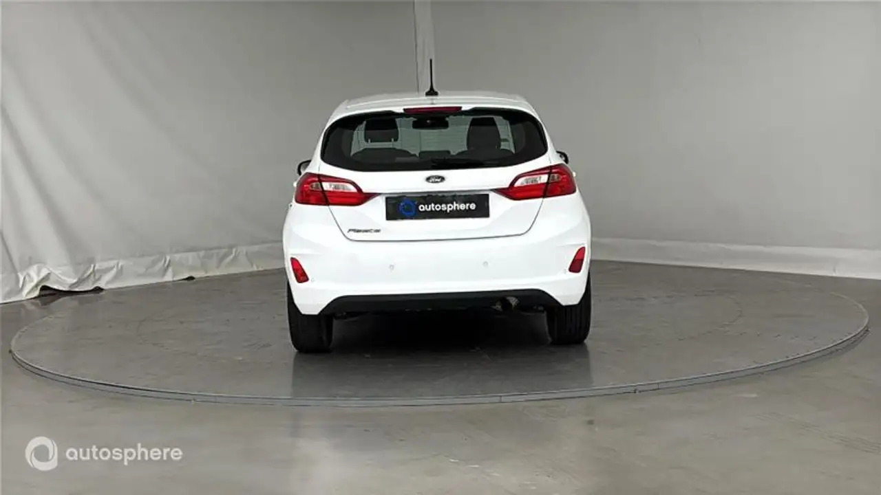 Ford Fiesta 5 portes — photo 6