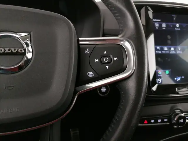 Volvo XC40 view 26