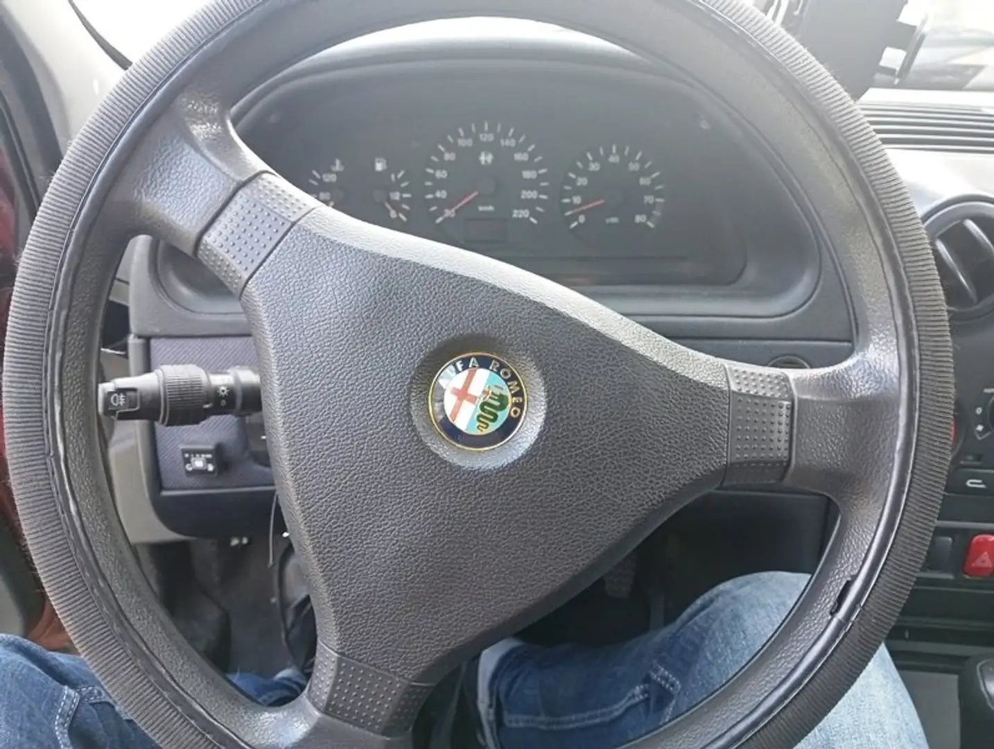 Alfa Romeo 146 GPL Червоний - 1