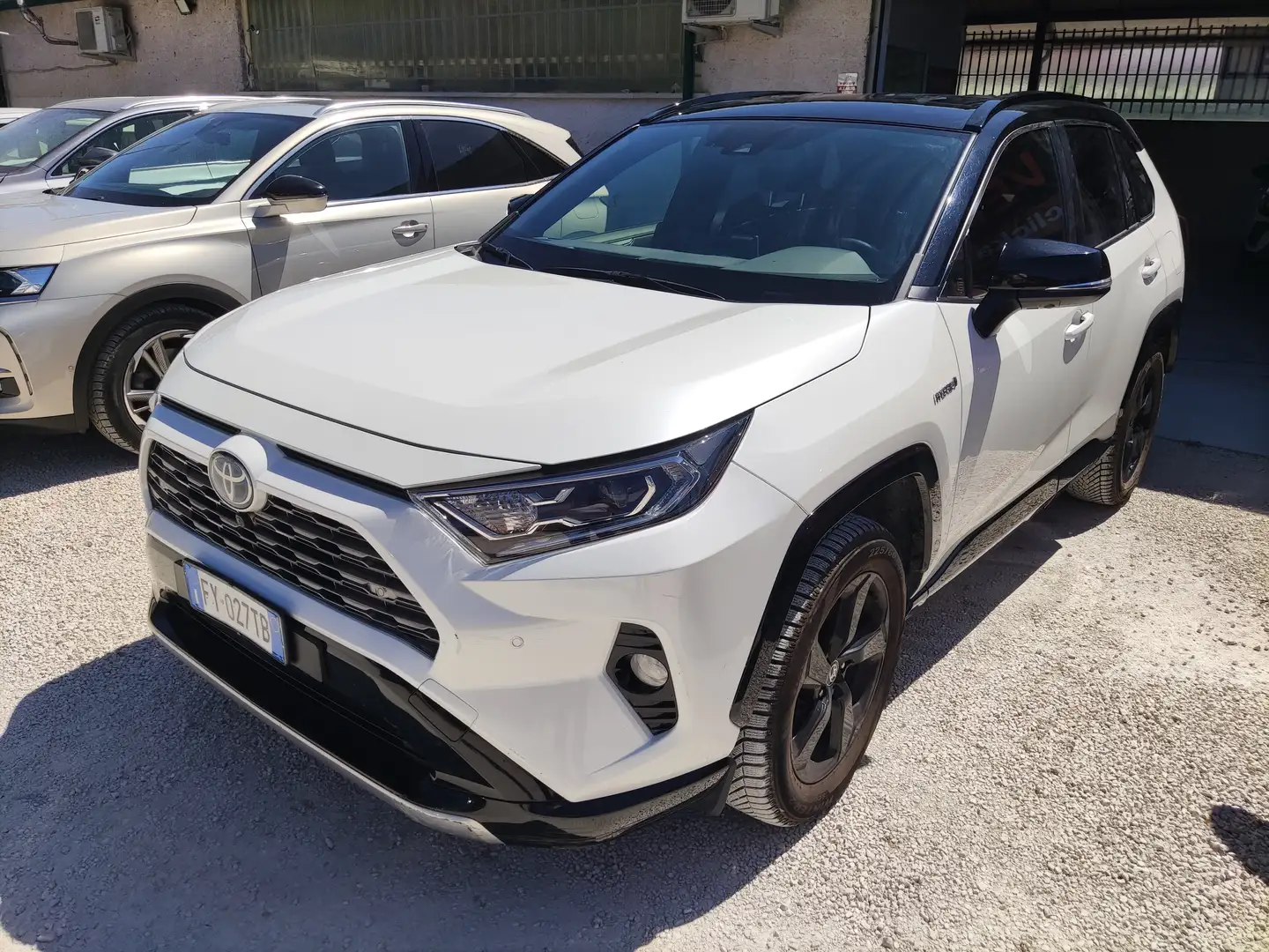 Toyota RAV 4 2.5 vvt-ie h Style awd-i 222cv e-cvt Weiß - 1