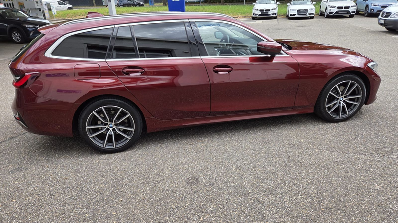 BMW 320 d Touring  xDrive Luxury Line NP: € 67.590,00 — photo 5