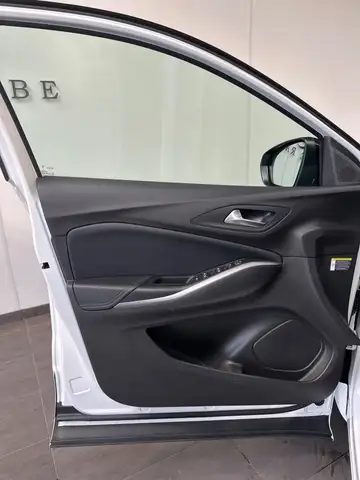 Opel Grandland X view 7