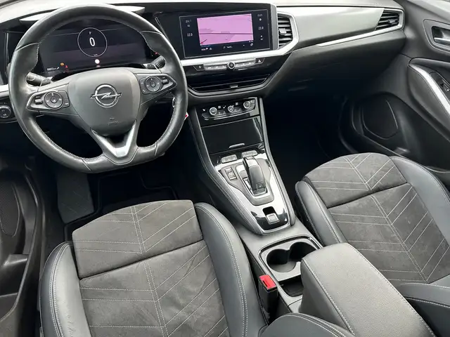 Opel Grandland X view 12