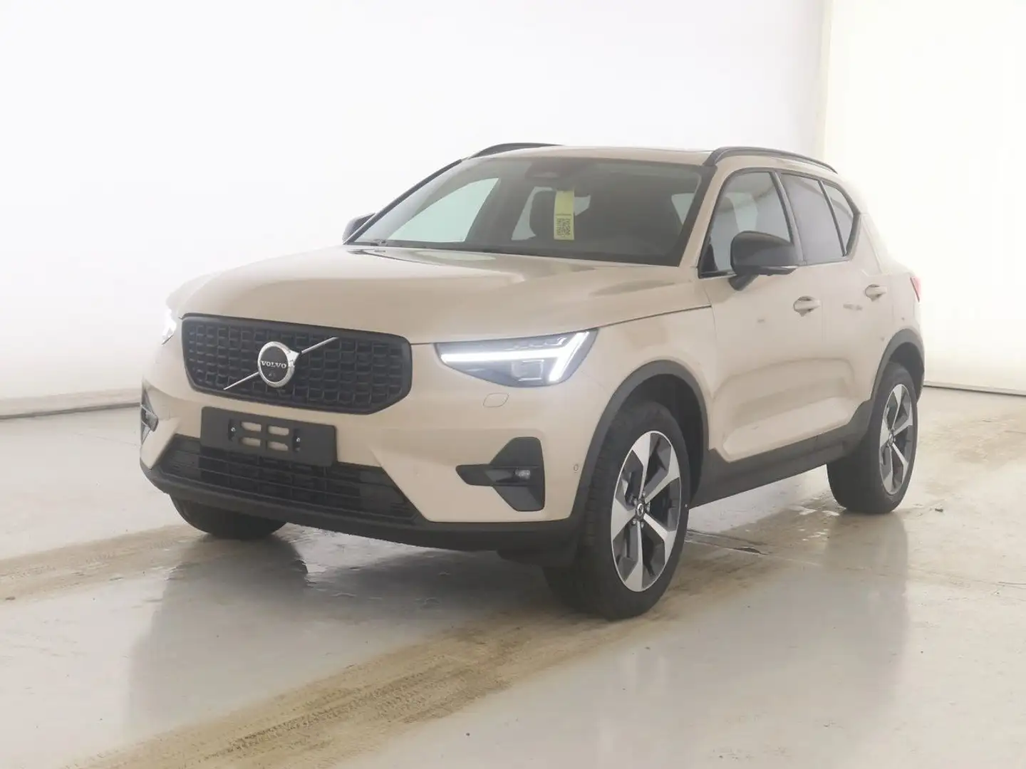 Volvo XC40 B4 Plus Dark 2WD Brun - 1