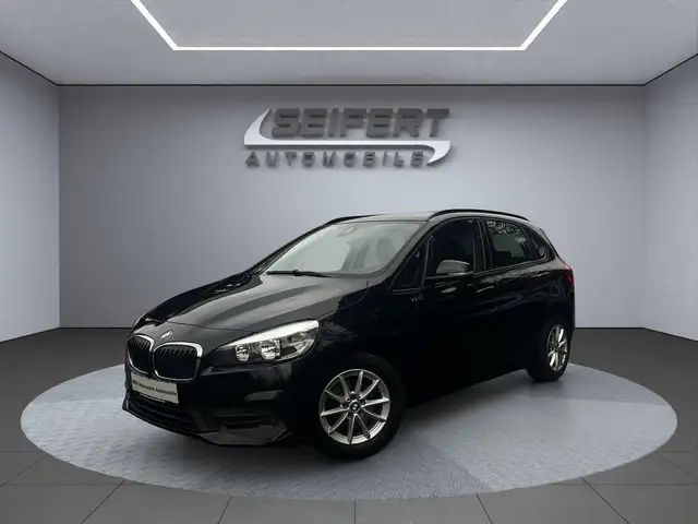 BMW 216 216d Active Tourer / NAVI / Driv.+Park.Ass. /