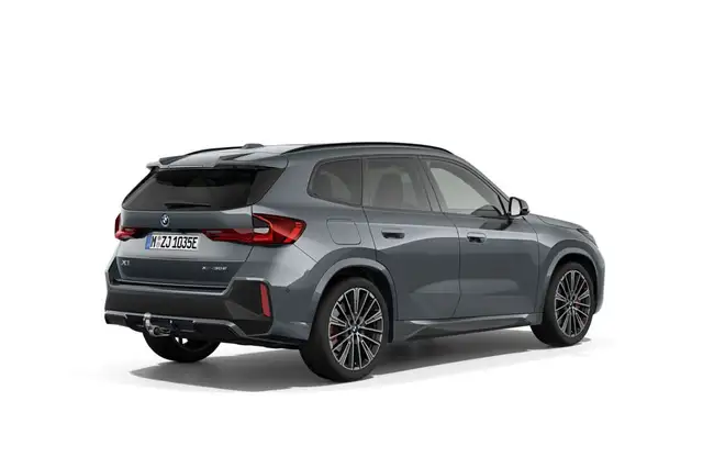 BMW X1 view 2
