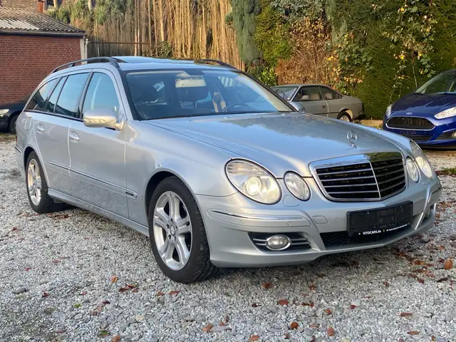 Mercedes-Benz E 220 E 220 T CDI Avantgarde |  1.Hand | HU-08/27 |