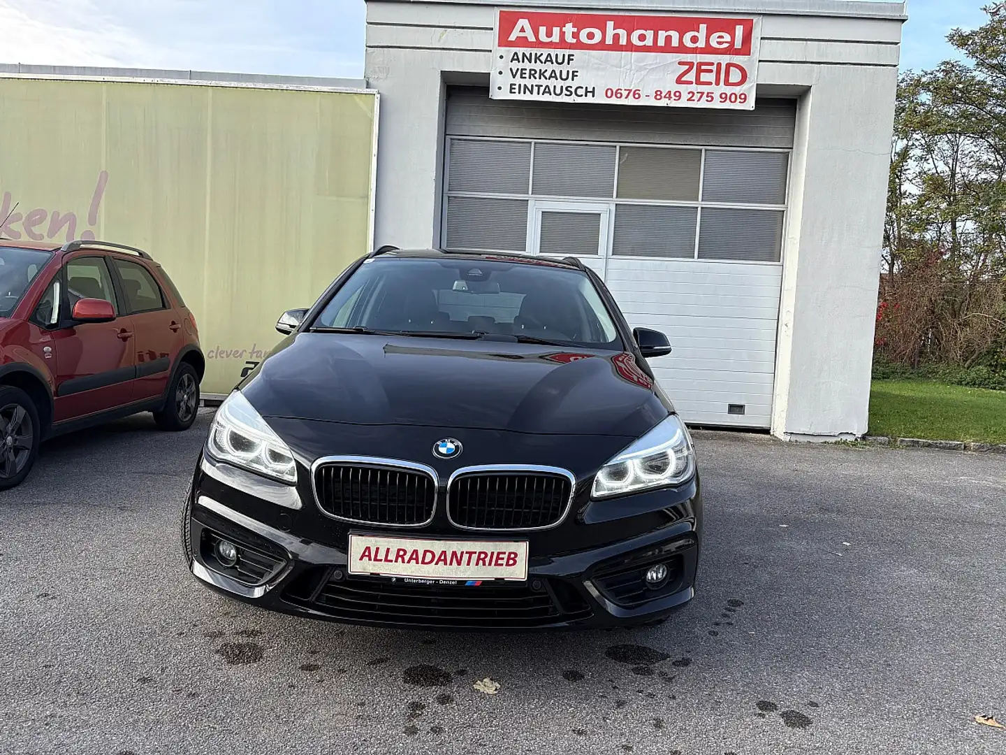 BMW 220 d xDrive Active Tourer Advantage Aut.-Sport- Pack Schwarz - 2