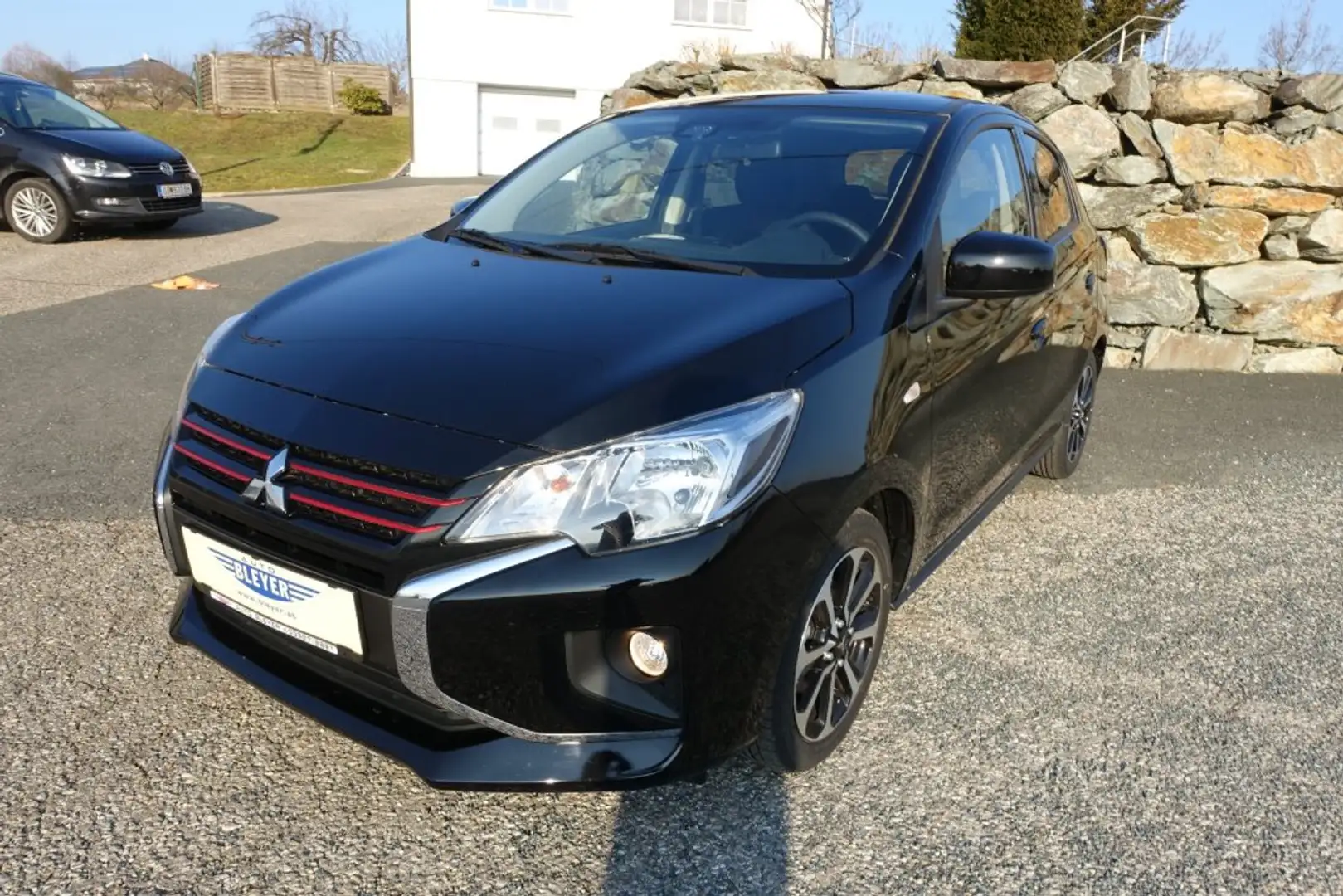 Mitsubishi Space Star 1,0 Inform AS&G 20 Schwarz - 1