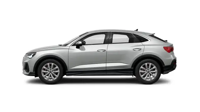 Audi Q3 view 4