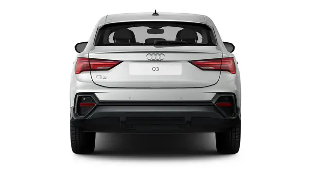 Audi Q3 view 5