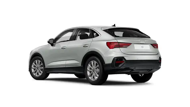 Audi Q3 view 6