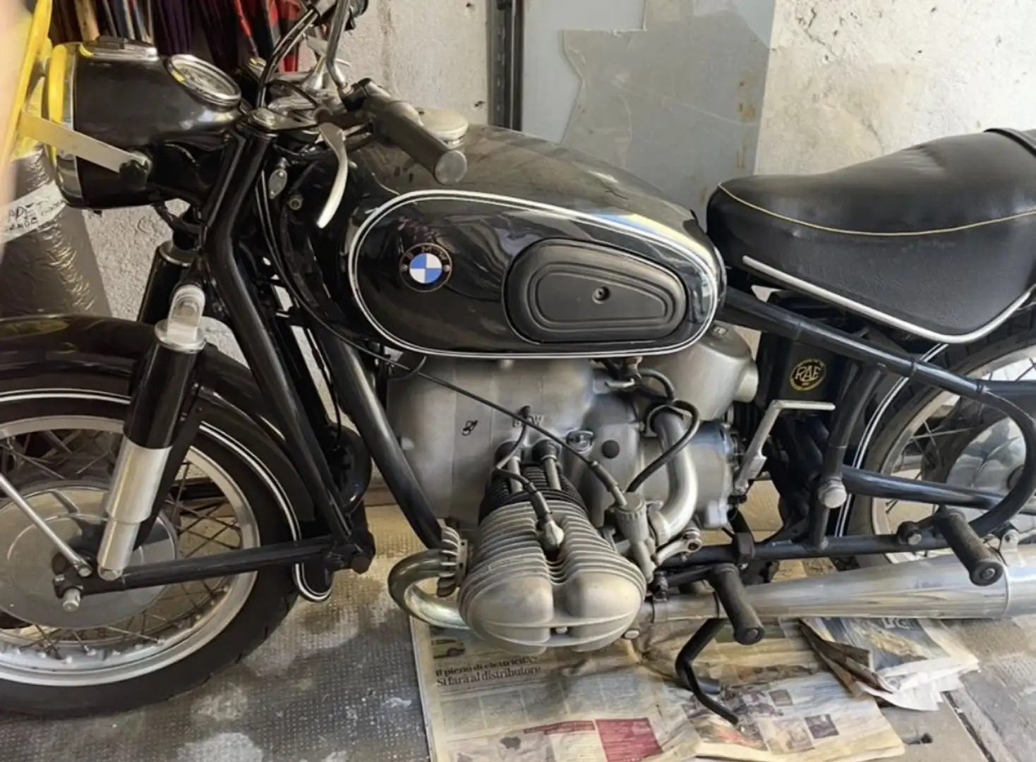 BMW R 69 S Negro - 2