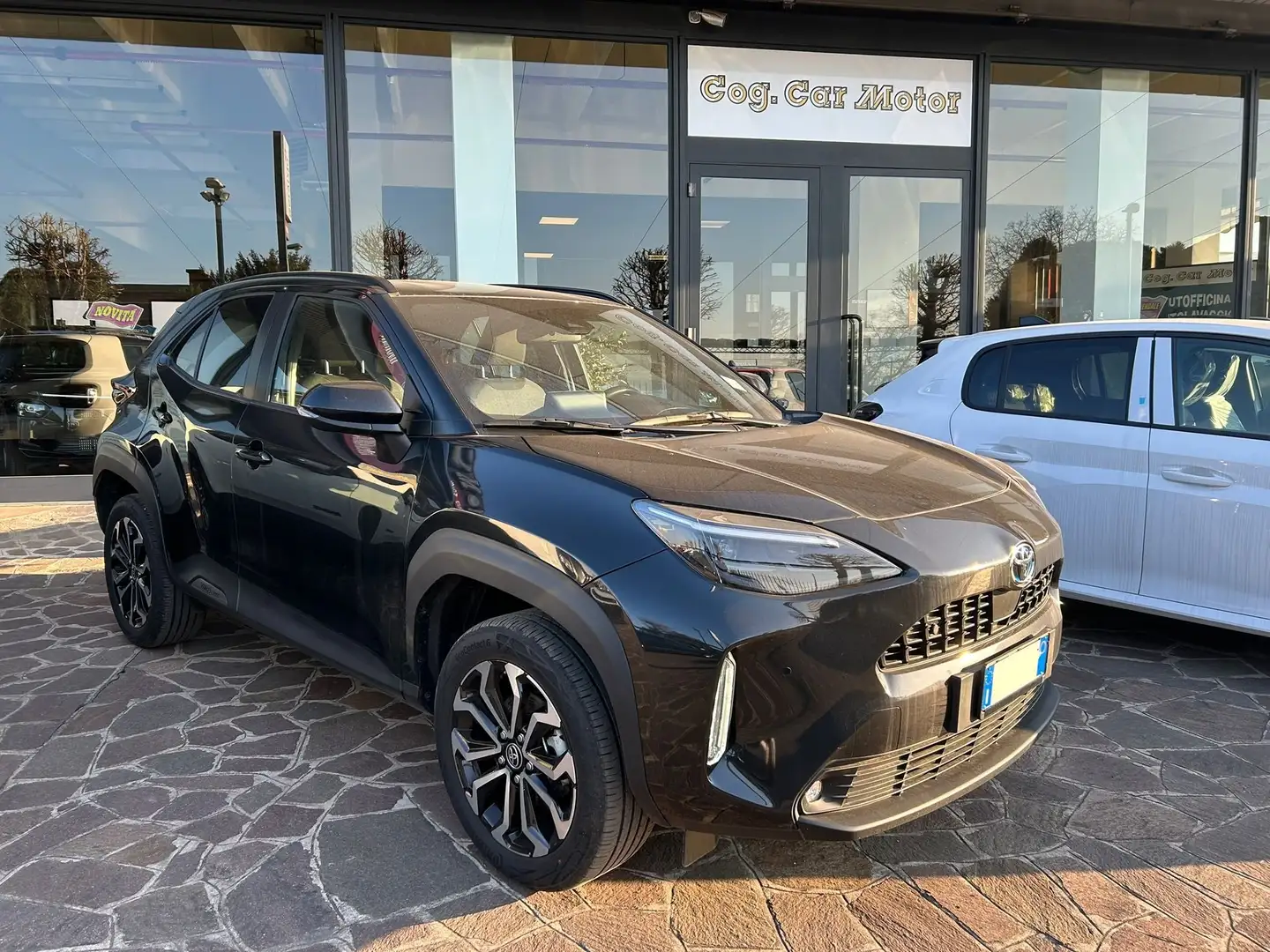 Toyota Yaris Yaris Cross 1.5h Trend fwd 116cv e-cvt Nero - 1