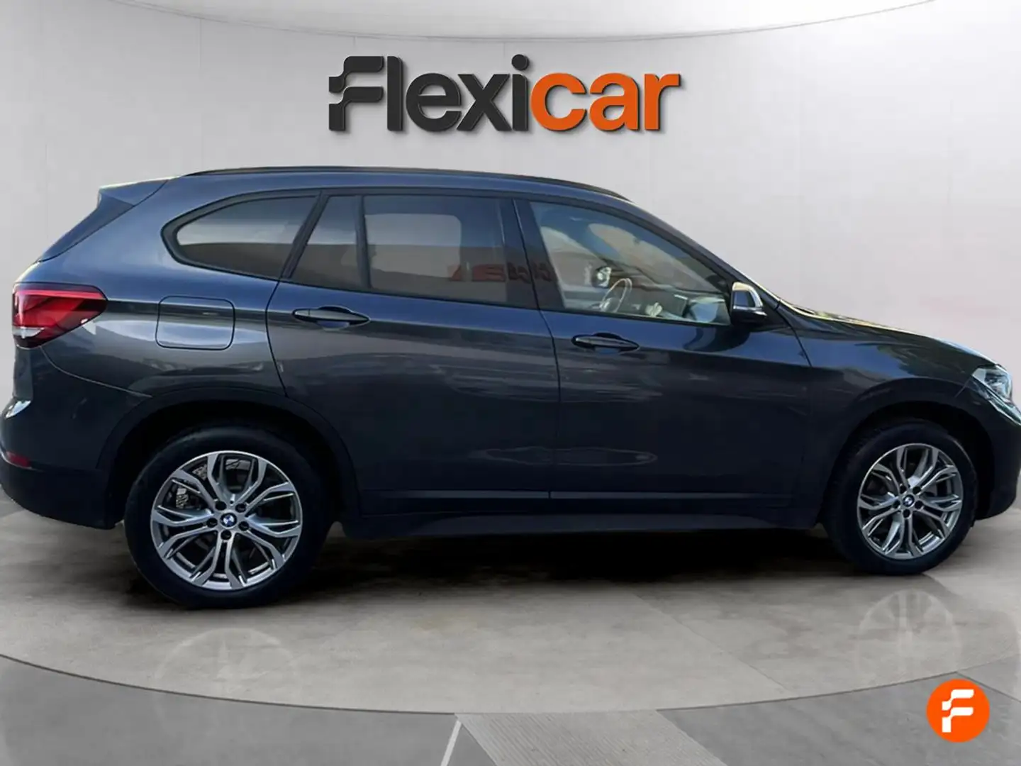 BMW X1 sDrive 18iA Gris - 1