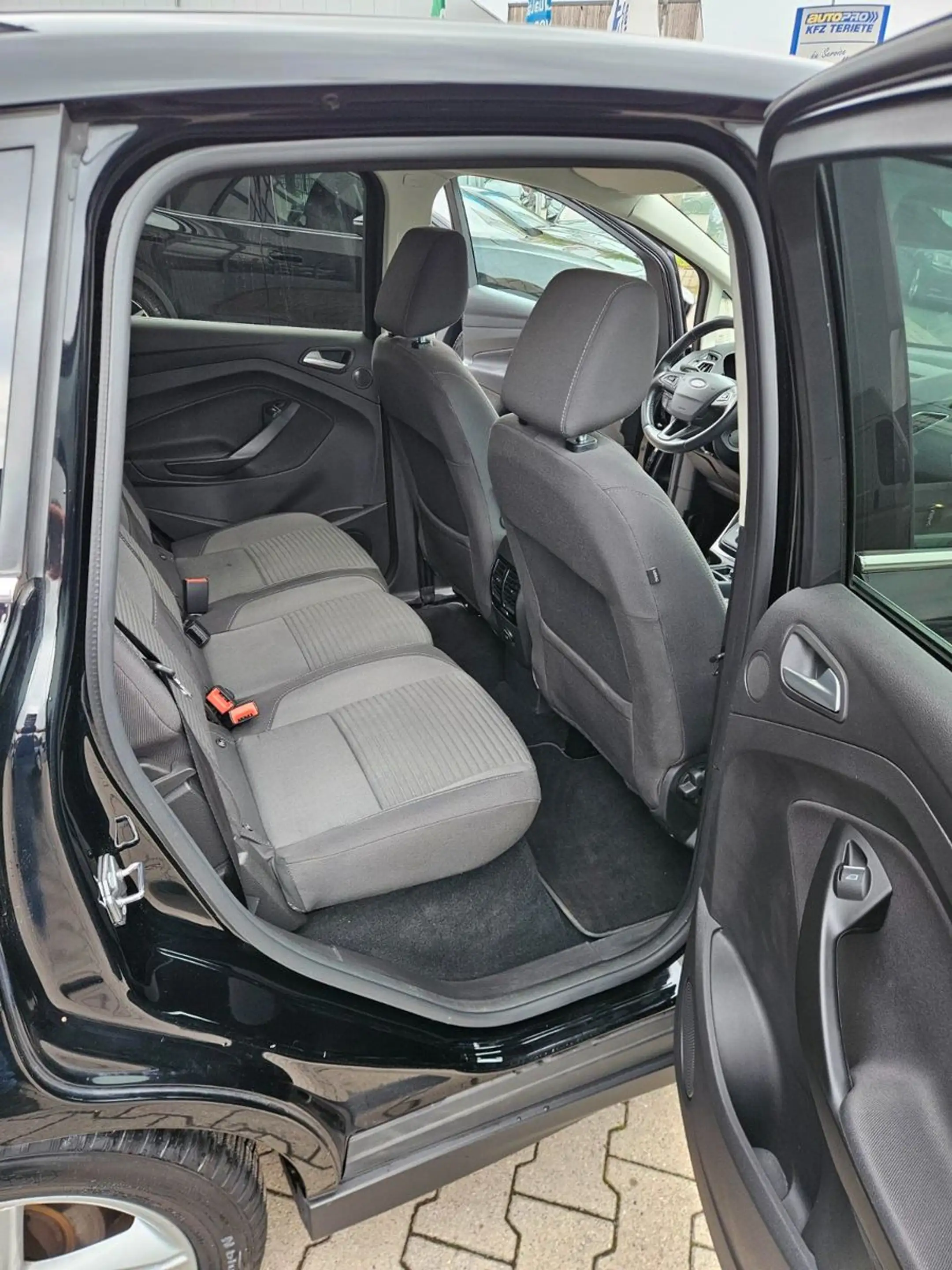 Ford C-Max C-MAX Titanium AHK Kamera Navi — photo 17