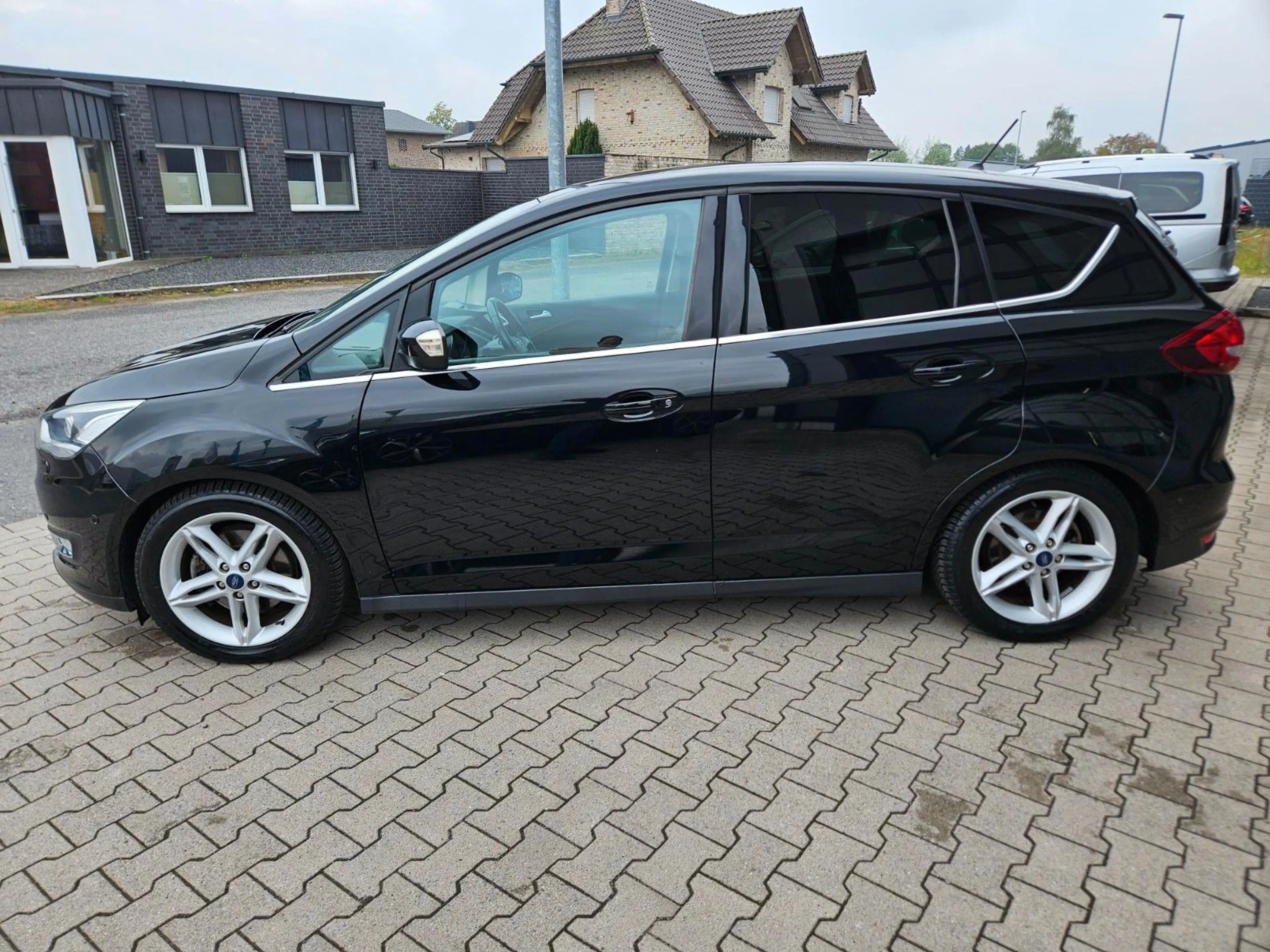 Ford C-Max C-MAX Titanium AHK Kamera Navi — photo 4
