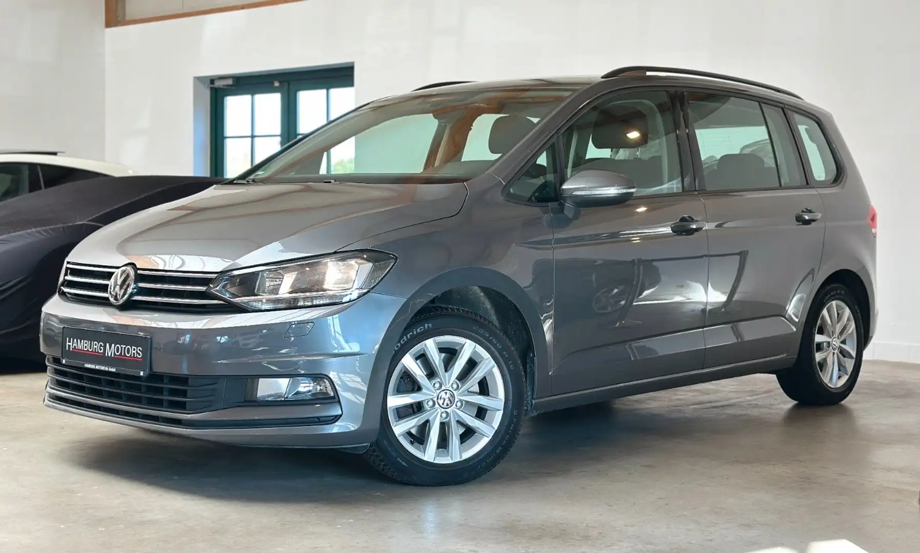 Volkswagen Touran 1.6 TDI BMT Comfortline 7Sitzer Grau - 2