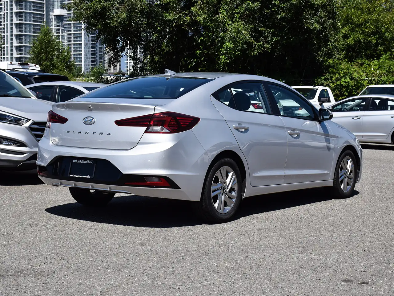 Hyundai ELANTRA снимка Hyundai ELANTRA