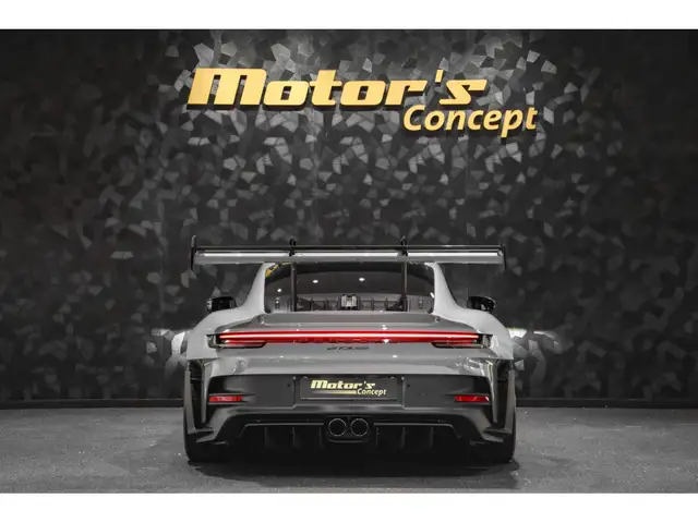 Porsche 992 view 5