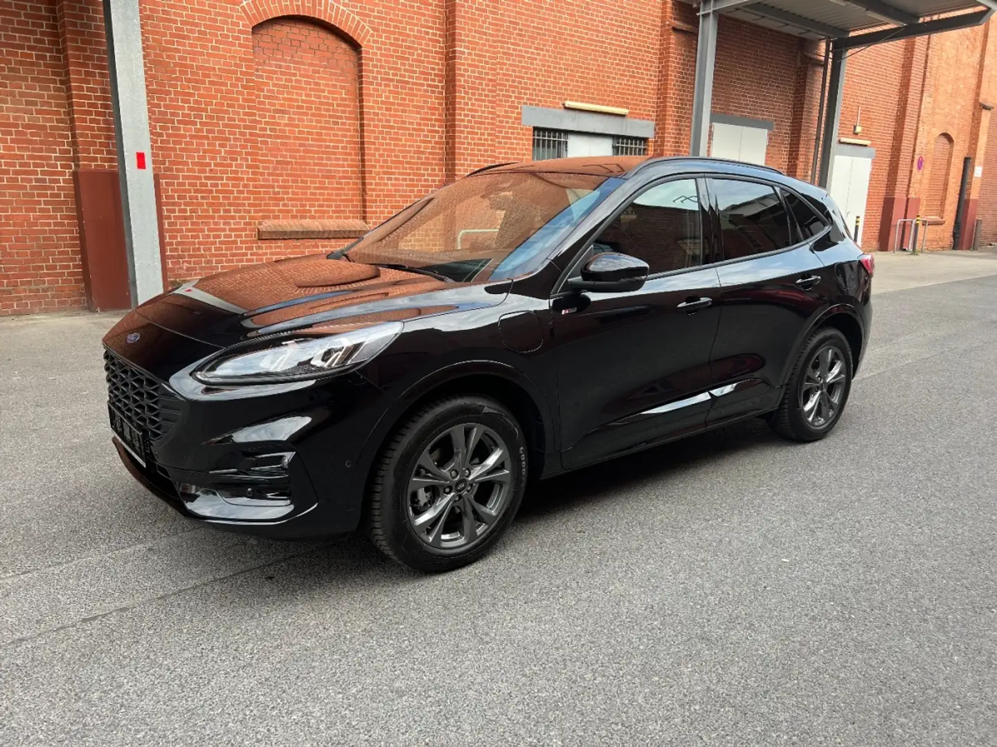Ford Kuga ST-LINE X AHK+FRONT + HECKKAMERA+HEADUP Schwarz - 2
