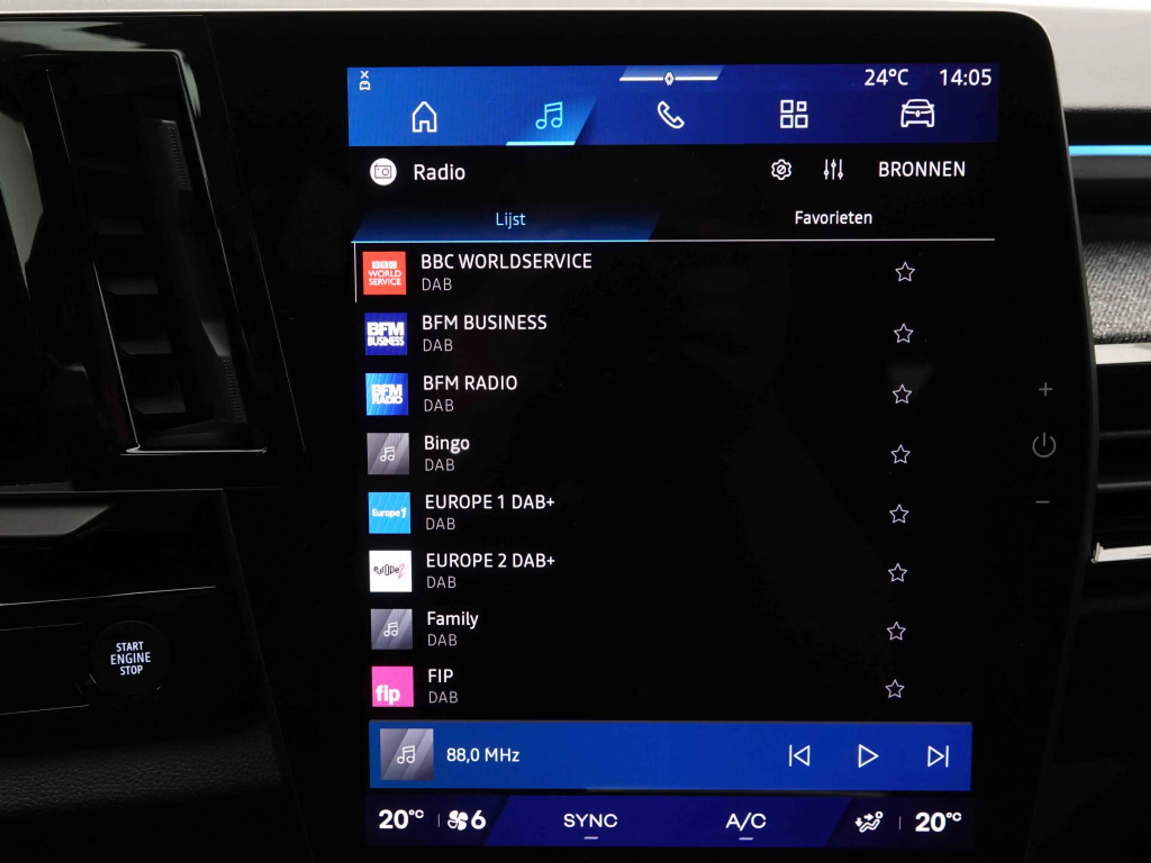 Renault Espace E-Tech 200 AUT Full Hybrid Techno 7pl MY26 — photo 13
