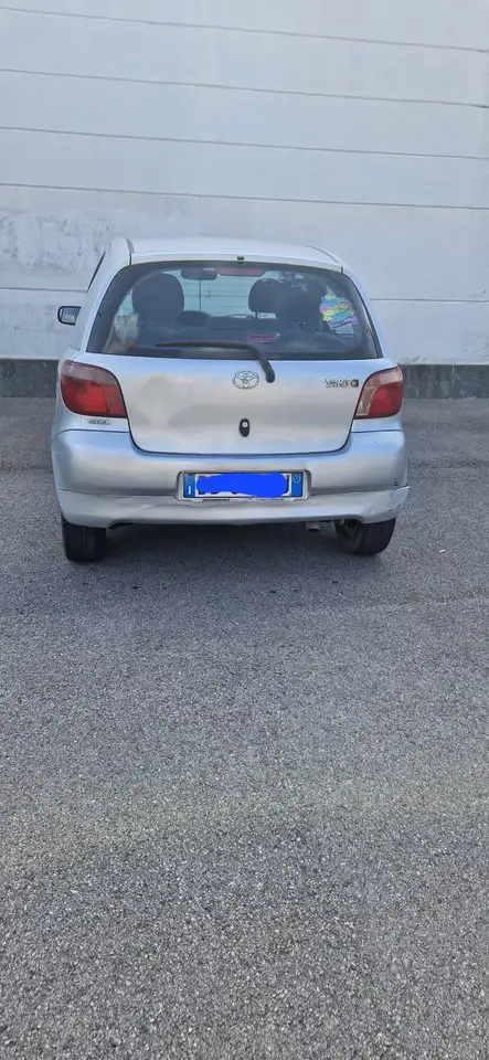Toyota Yaris 5p 1.0 Sol, foto 3