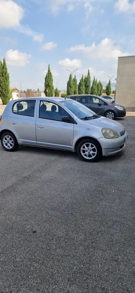 Toyota Yaris 5p 1.0 Sol, foto 2