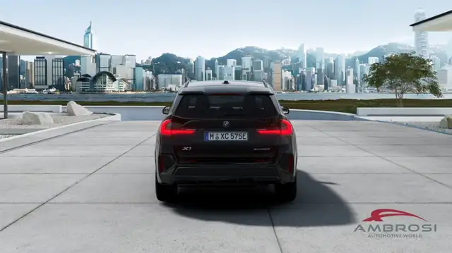 BMW X1 view 5