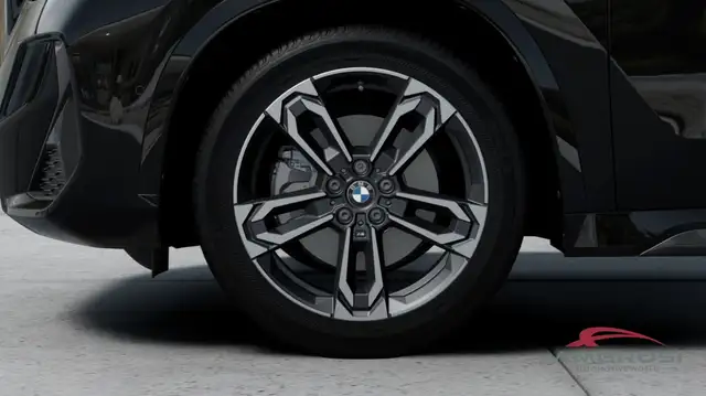 BMW X1 view 8