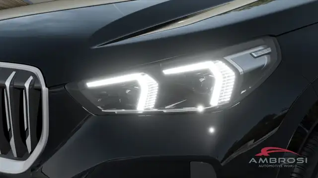 BMW X1 view 6