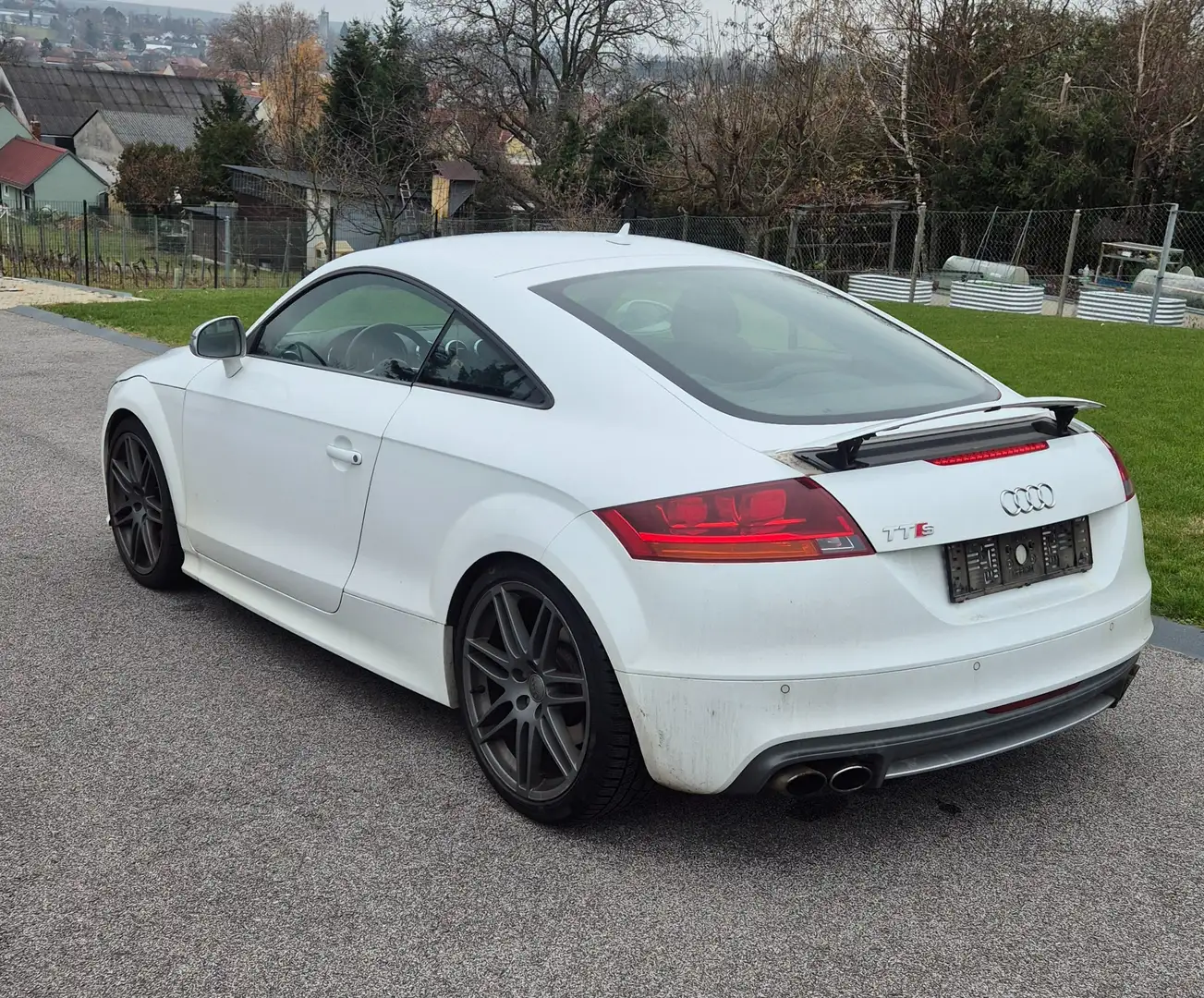 Audi TTS TTS Coupé 2,0 T FSI quattro S-tronic Weiß - 2