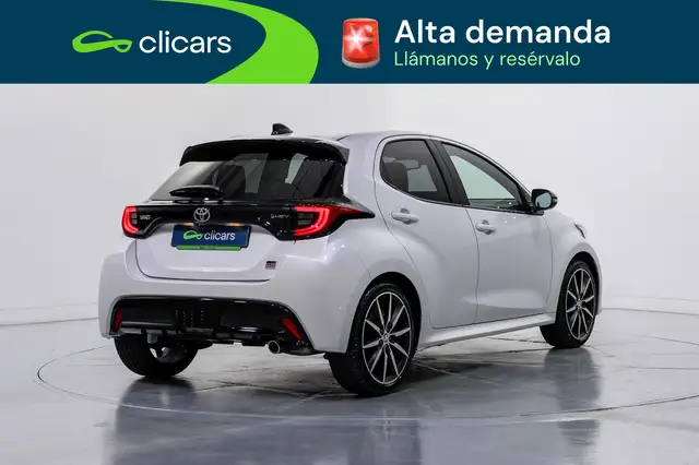 Toyota Yaris view 5