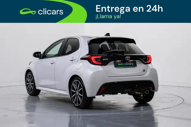 Toyota Yaris view 9