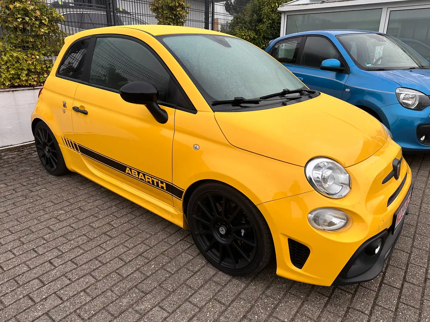 Fiat 500 500 595 Abarth Competizione Gelb - 2