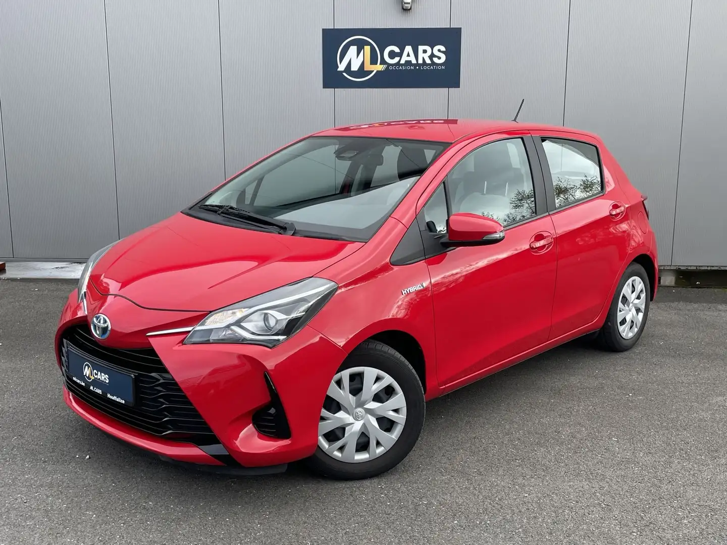 Toyota Yaris 5D. 1,5 HYBRID ACTIVE LHD Rouge - 1