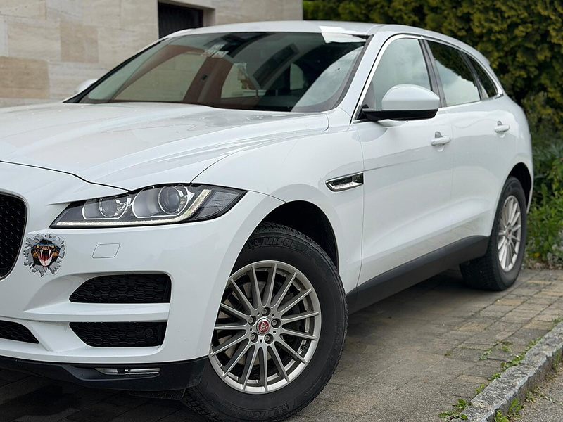 Jaguar F-Pace 20d AWD Prestige Aut. — photo 3