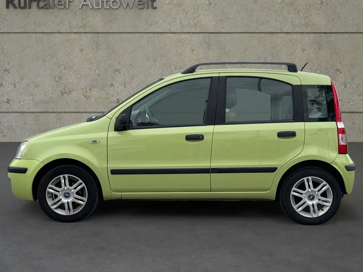 Fiat Panda 1.2 8V Emotion *AUTOMATIK*KLIMAAUT*PDC*TÜV Gelb - 2