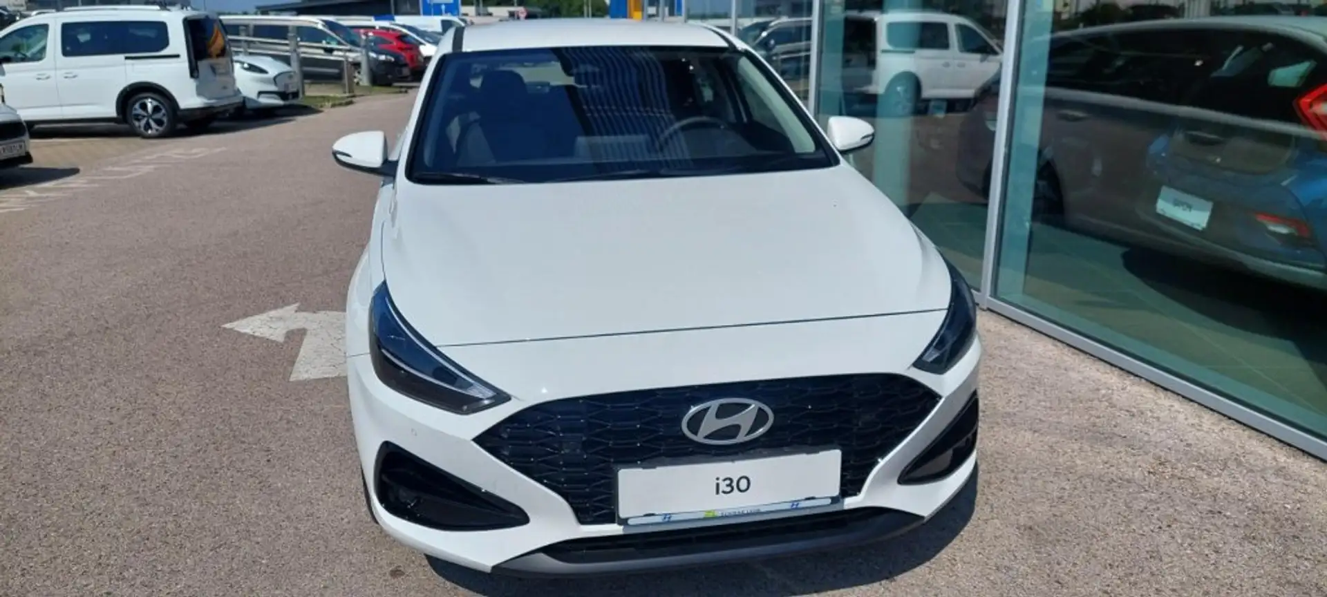 Hyundai i30 Kombi - PD Smart Line 1.5 DPI c5ks1 Blanc - 2