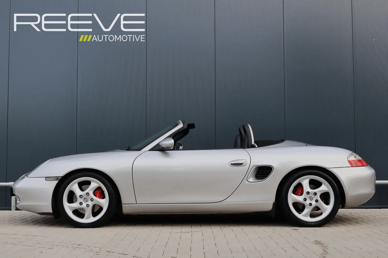 Porsche Boxster S 3.2 252pk Unieke Staat & Volledig Dealer Onderho Grijs - 2
