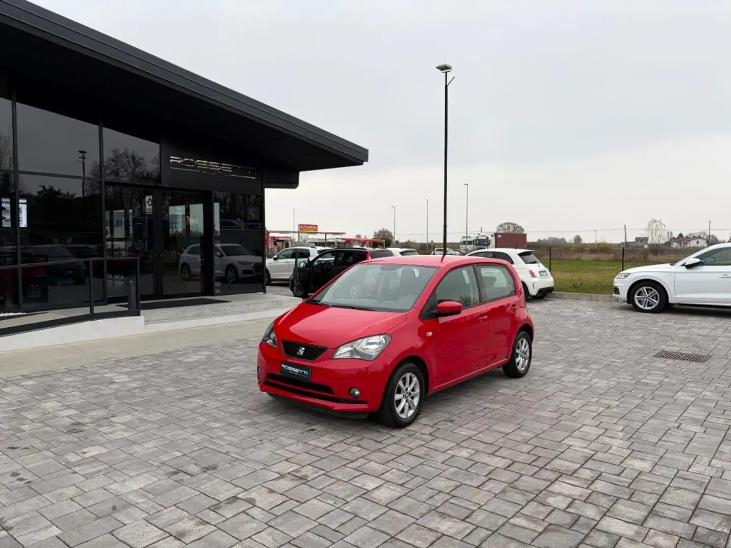 SEAT Mii 1.0 5 porte Style Ecofuel ANCHE NEOPATENTATI Rosso - 1
