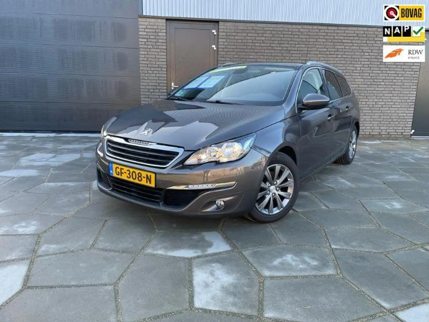 Peugeot 308 SW 1.2 VTi Style|Climate-Control|Pano-Dak|Dak-Rail Grijs - 1