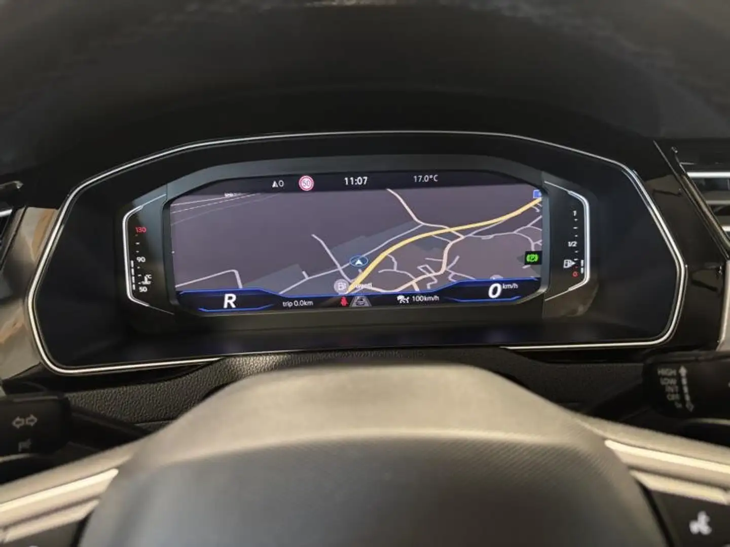 Volkswagen Passat Variant 2,0DSG VIRTUAL COCKPIT KAMERA ANHÄNGEKUPPLUNG Grau - 2