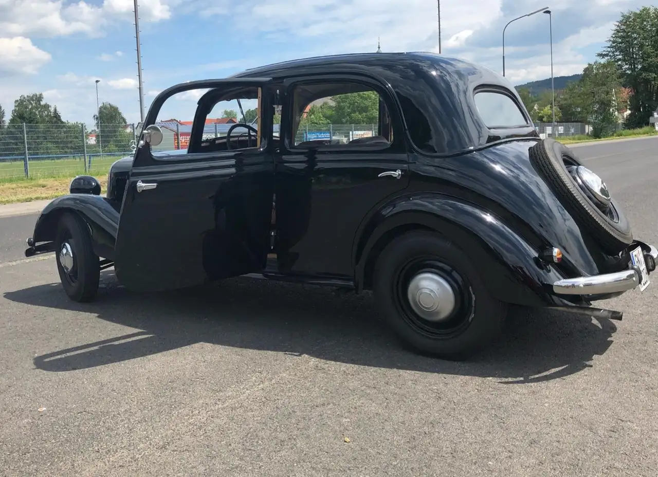 Mercedes-Benz 170
