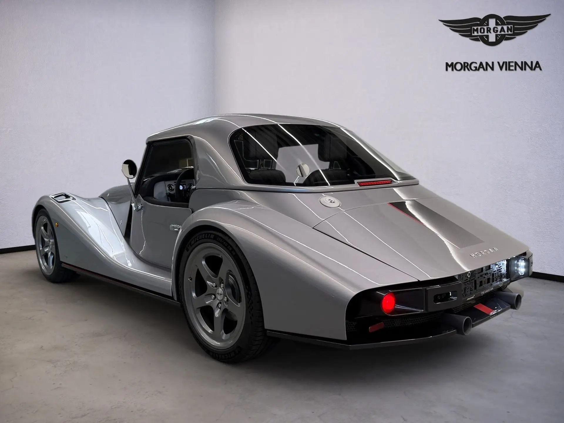 모건 Supersport 2026 은색 사진 4