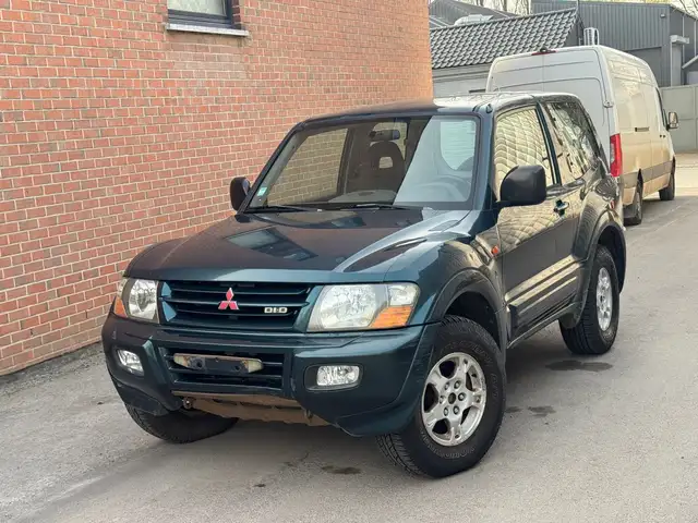 Mitsubishi Pajero M-P 165 Ch-2000-396.323km